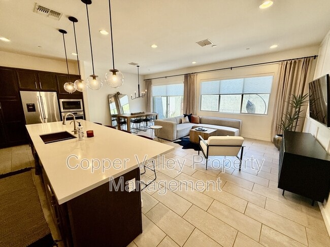 Building Photo - 7336 E Vista Bonita Dr