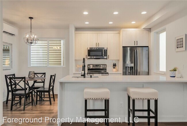 Foto del edificio - 2 br, 2 bath House - 915 N 103rd St Unit B
