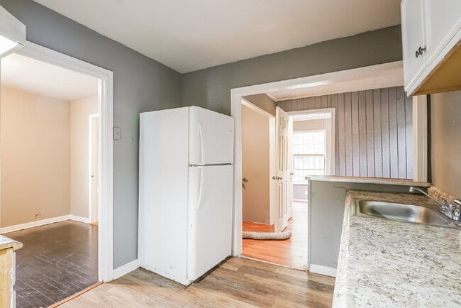 Building Photo - HAve a Voucher? We have a Home for You!