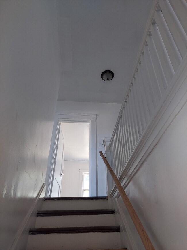 Foto del edificio - 374 Monterey St
