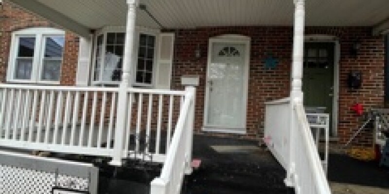 Primary Photo - 410 Old Riverside Road