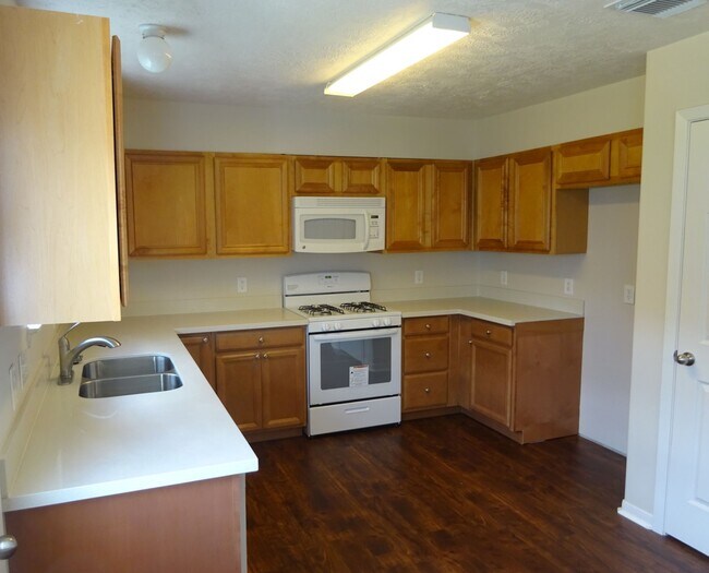 Foto del edificio - 21606 Haylee Way