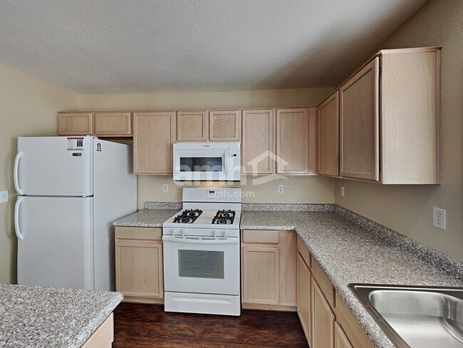 Foto del edificio - 5129 Meadow Rock Ave