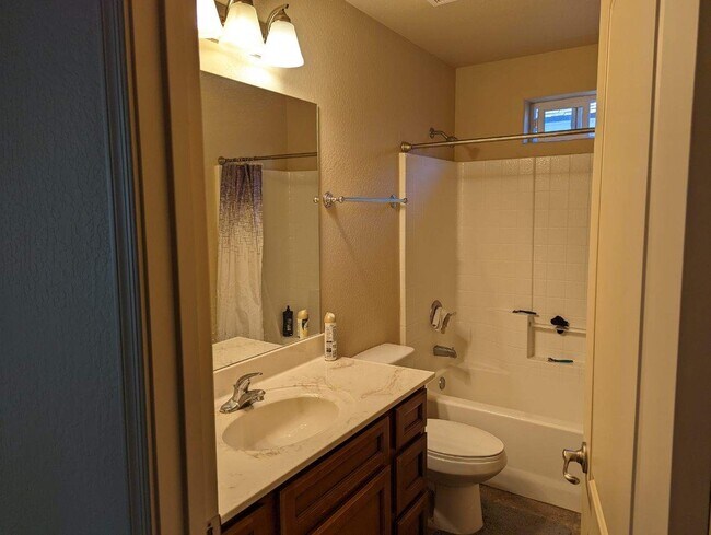 Building Photo - 2809 S Fieldstone Ln