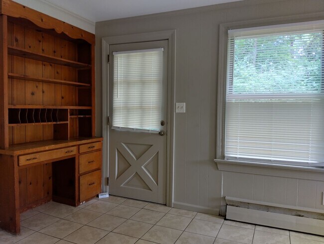 Foto del edificio - 1 bedroom 1 bath available in the City of ...