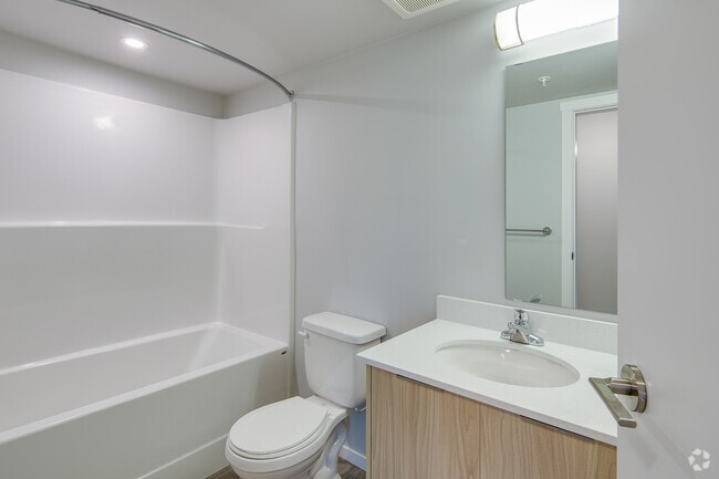 2BR, 2BA - 943SF - Bedroom - Braywood Place Apartments