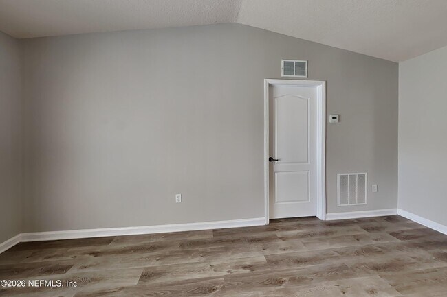 Building Photo - 45512 Ingleham Cir