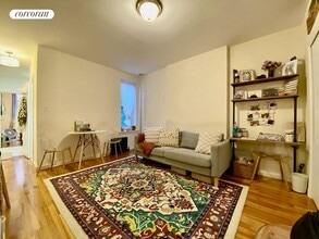 Building Photo - 448 W 55th St