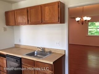 Foto del edificio - 28 Wayside Ct