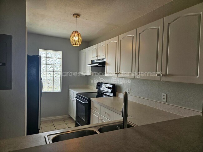 Foto del edificio - 1016 SW 47th Terrace