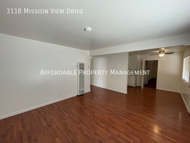 Building Photo - 3118 Mission View Dr