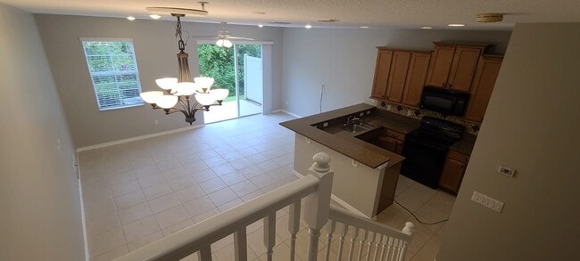Foto del edificio - 9247 Sweet Maple Ave