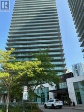 Building Photo - 5508-5508 Yonge St