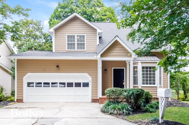 Building Photo - 9 Park Village Ct