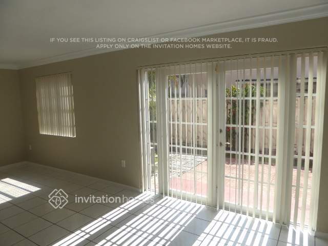 Foto del edificio - 13995 Langley Pl