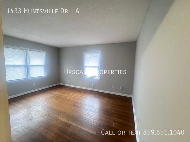 Foto del edificio - 1433 Huntsville Dr