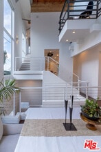 Building Photo - 1857 N Beverly Dr