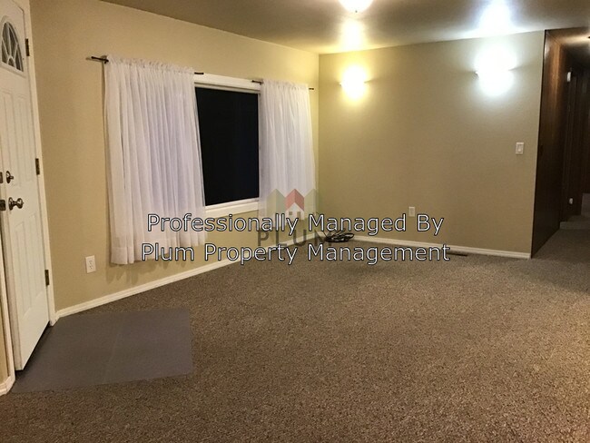 Building Photo - 1312 Greenwood Ct