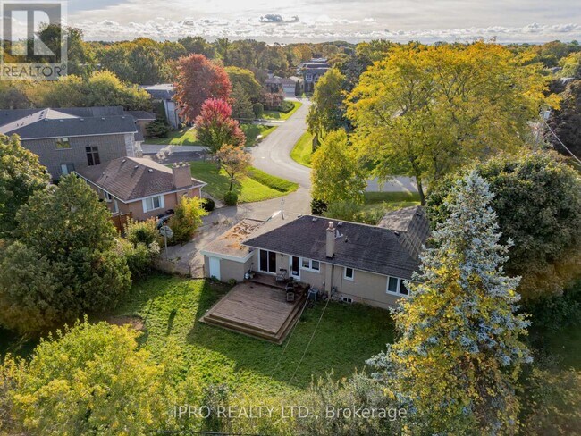 Photo du bâtiment - 1333 Sheldon Ave