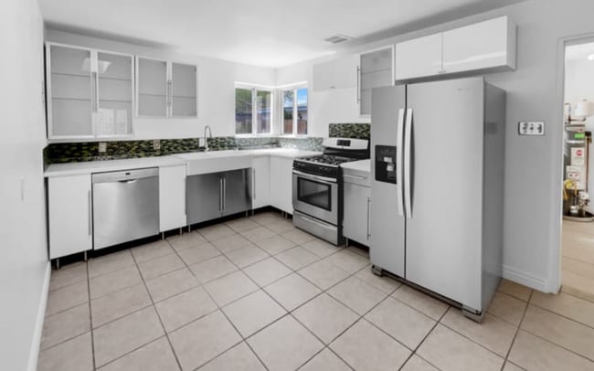 Foto del edificio - 3412 Anderson Ave SE