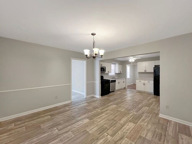 Building Photo - 1051 Dora Cove