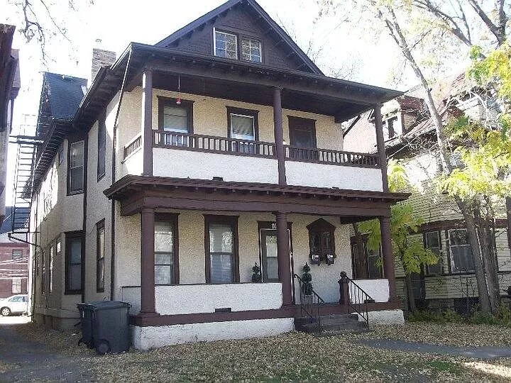 Primary Photo - 810 6th St SE