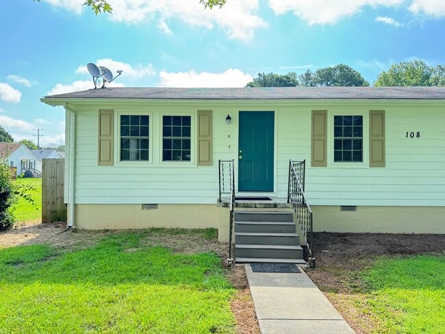 Building Photo - Location, Community, Quality Living. It St...