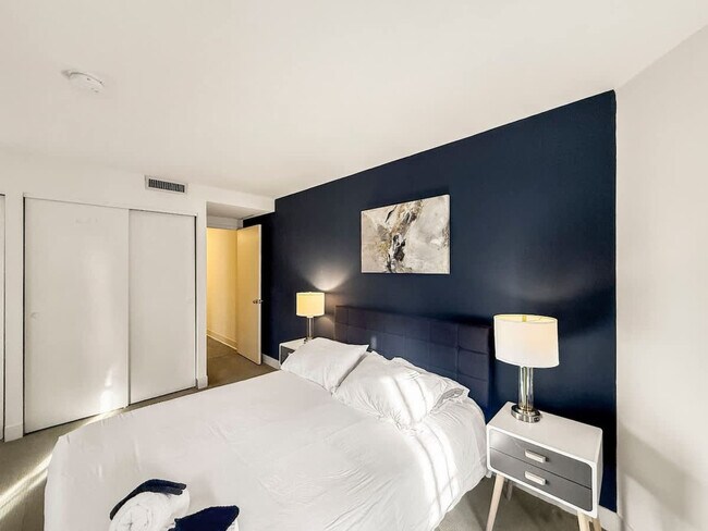 Building Photo - 111-23 N 15th St