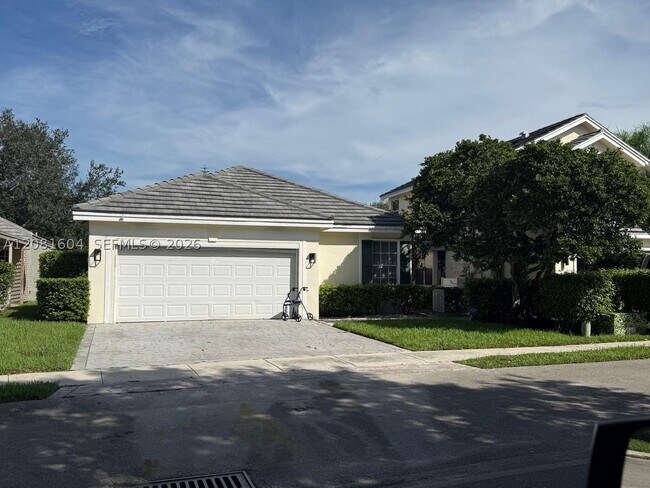Building Photo - 2957 Myrtle Oak Cir