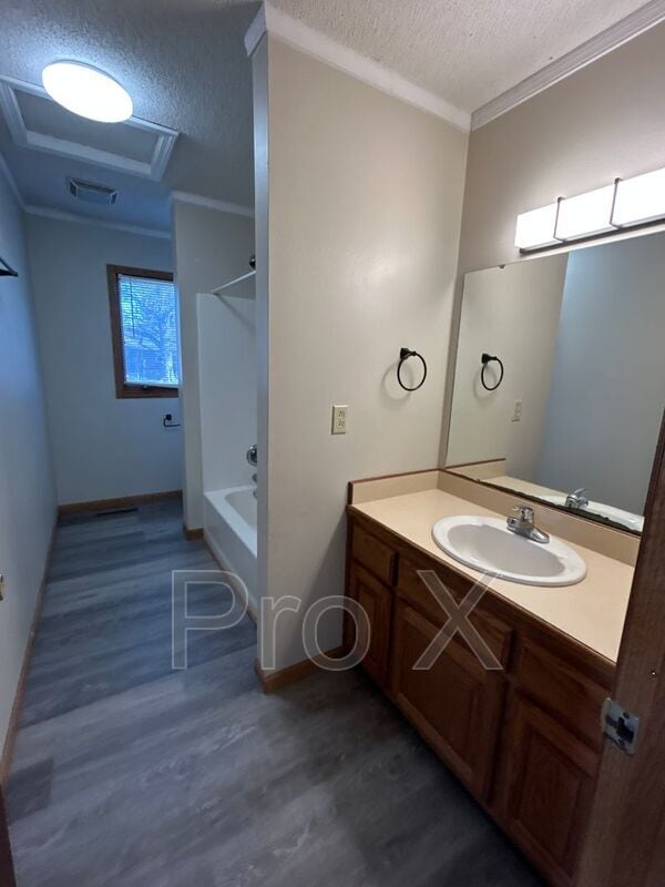 Foto del edificio - 406 E Adams St