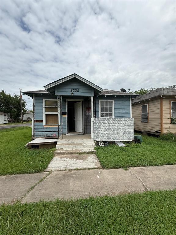 Foto del edificio - 2238 Hutton St