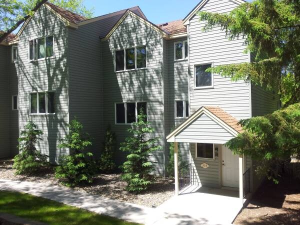 Primary Photo - 353 Belvidere St E