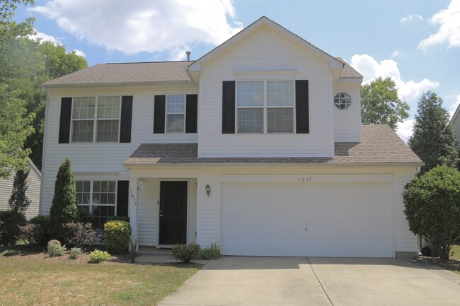 Building Photo - 1017 Meadowbrook Ln SW