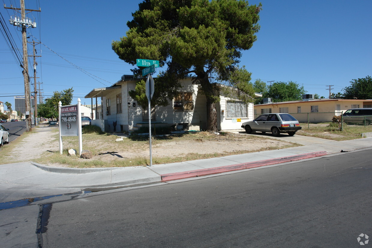 Primary Photo - 1011 E Bridger Ave