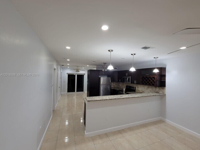 Foto del edificio - 5780 SW 61st St