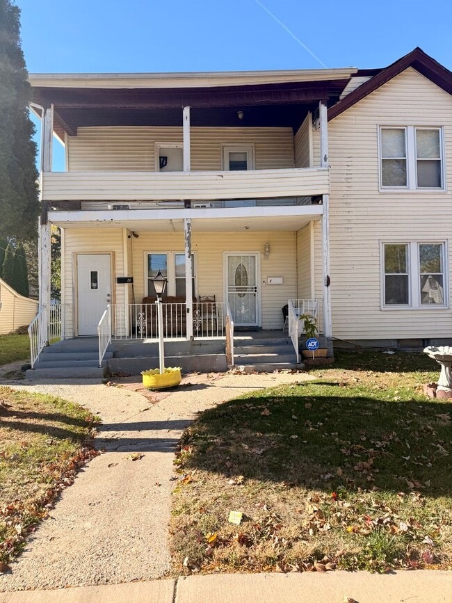 Building Photo - 1113 Ferguson St