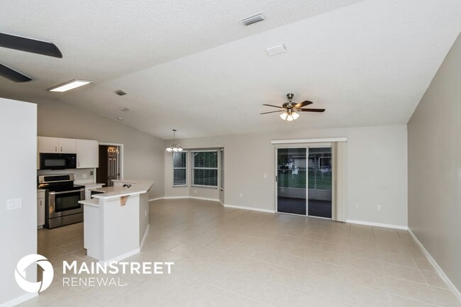 Building Photo - 453 Foxdall Ave NE