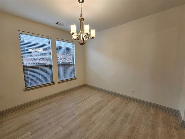 Foto del edificio - 3216 Southampton Dr