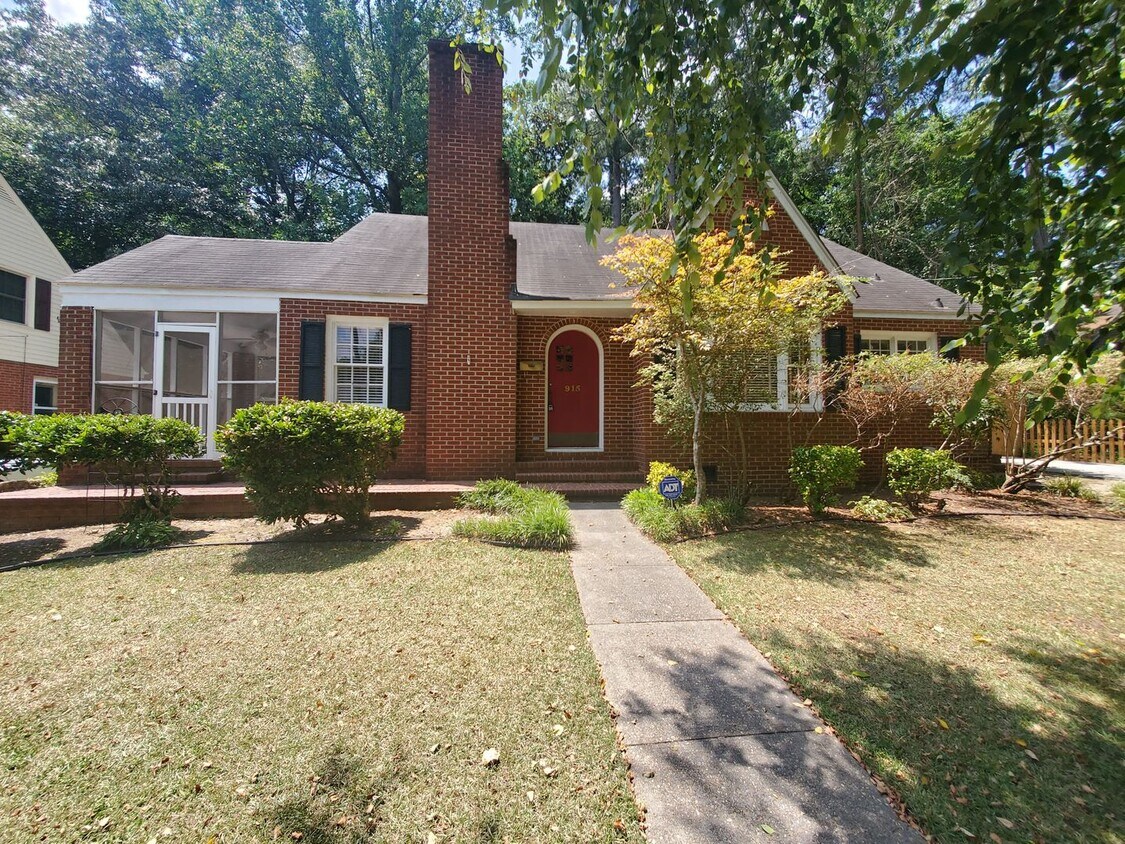 Foto principal - 915 Norwood St