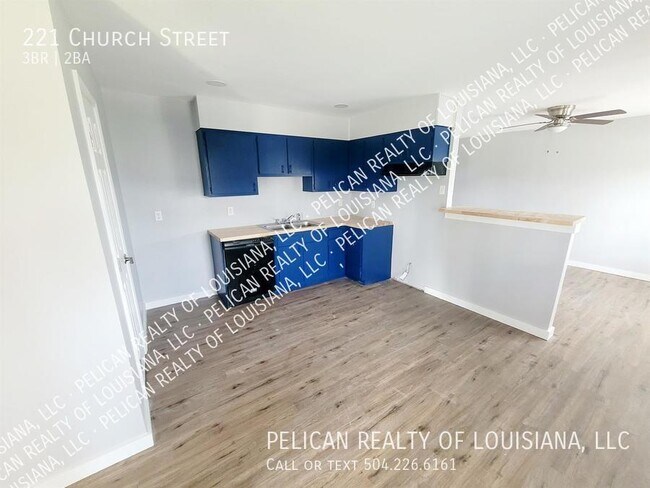 Building Photo - 221 Church St