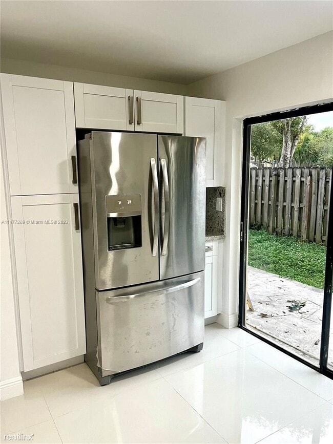Building Photo - 3 br, 2 bath House - 6916 SW 127th Ct