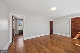 Building Photo - 241 Haverford Ave