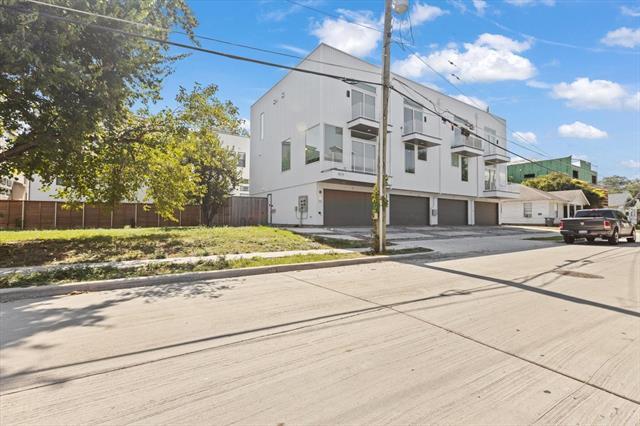 Building Photo - 4210 Delano Pl