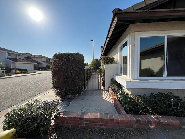 Foto del edificio - 11 Woodhollow