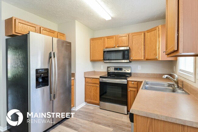 Foto del edificio - 12290 Versailles St