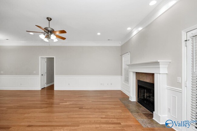 Building Photo - 118 Bucks Pocket Dr