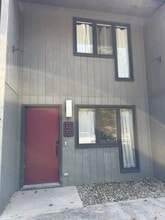 Building Photo - 115 Beechnut St