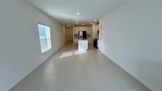 Foto del edificio - 2737 Armstrong Ave