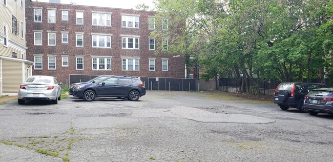 Building Photo - 15 Ellery St