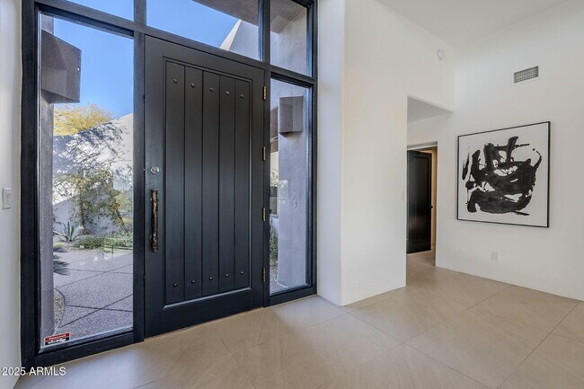 Foto del edificio - 41327 N 106th St